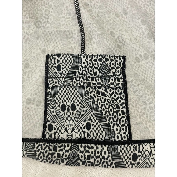 Prana Victoria Faux Wrap Dress Short Sleeve V-Neck Size Medium Black White - Picture 7 of 10